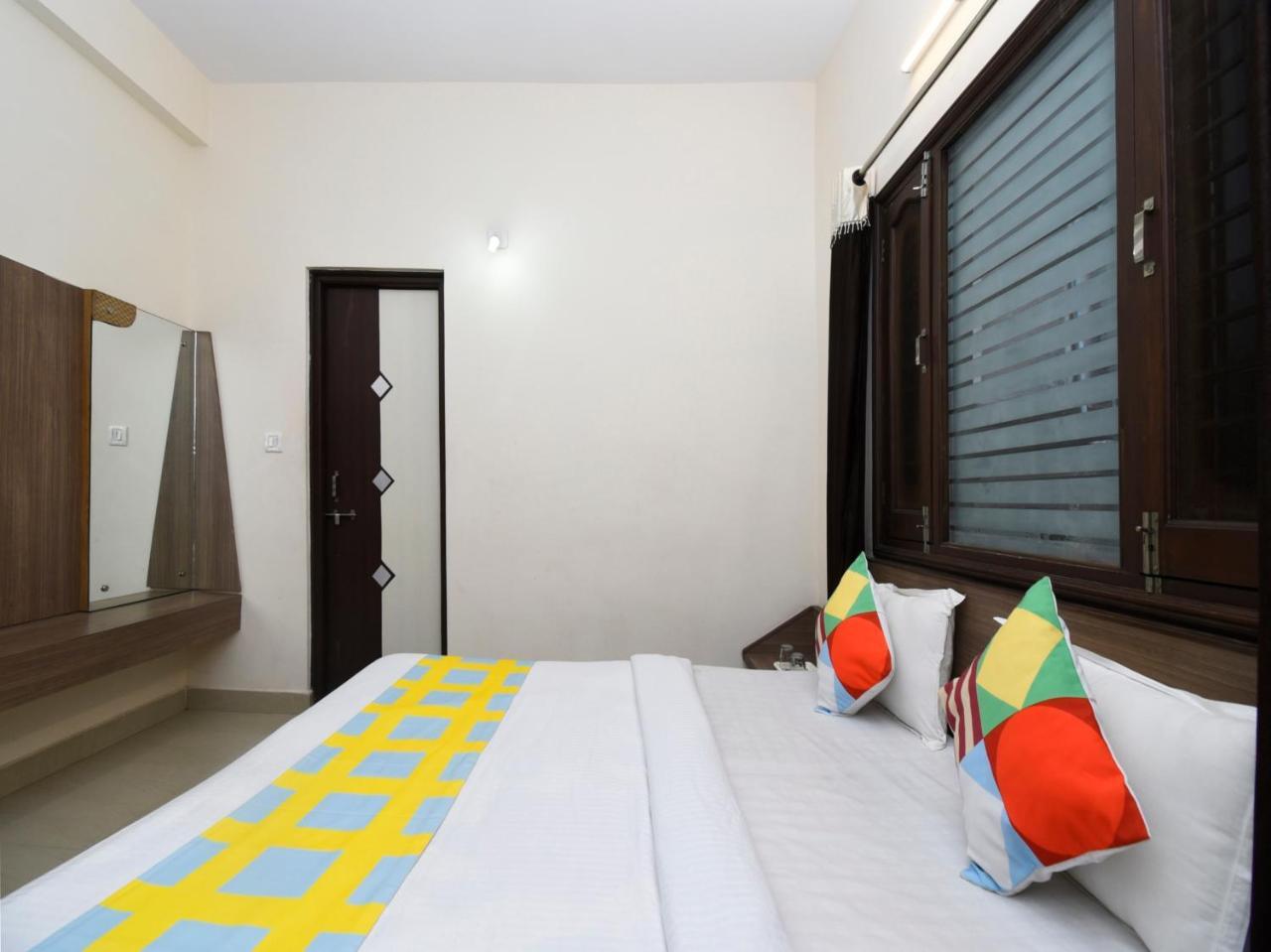 Elegant 1Br Stay In Mount Abu Central エクステリア 写真