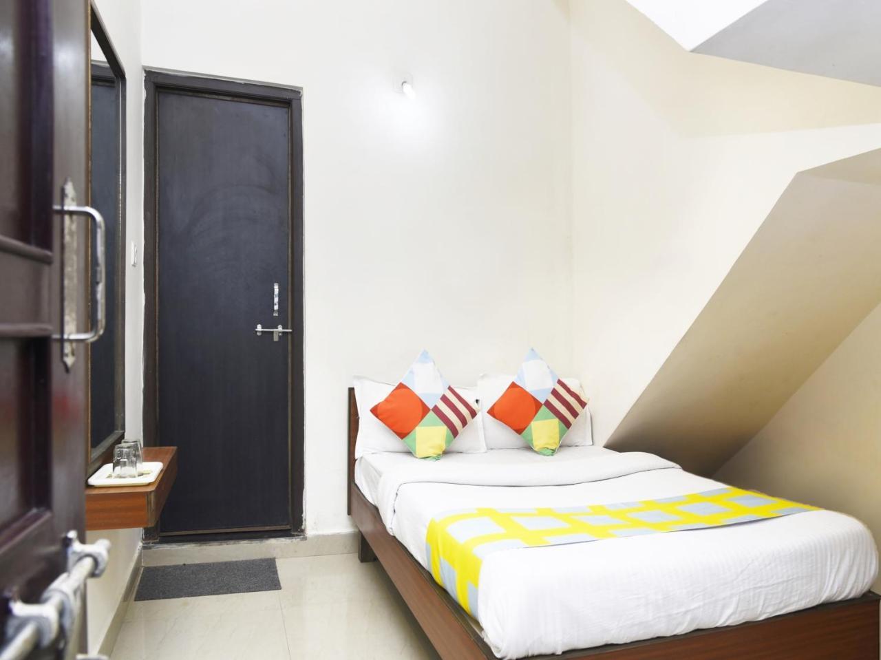 Elegant 1Br Stay In Mount Abu Central エクステリア 写真